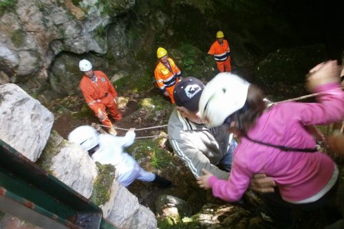 16 Aprile | Escursione con gli alpini alla Grotta del Buco del Frate.