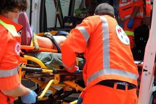 Schianto sul cavalcavia nell’area di Rezzato e Mazzano Schianto sul cavalcavia nell’area di Rezzato e Mazzano