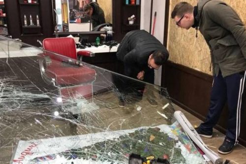 La “banda del tombino”, 13 rapine in tre settimane. A Rezzato colpita un’attività