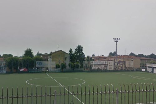 Nuovo manto sintetico e illuminazione a led per il campo di via De Gasperi Nuovo manto sintetico e illuminazione a led per il campo di via De Gasperi