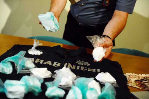 Mazzano: più di 10.000 euro di cocaina in casa, arrestato 39enne