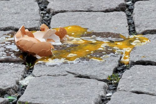 Atti vandalici alla Perlasca di Rezzato: le bande non si fermano