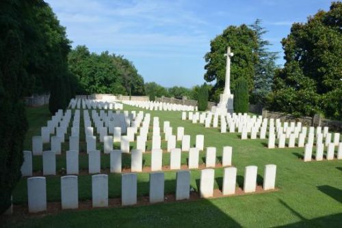 30 Settembre | Escursione storico-naturalistica al cimitero britannico del Montello