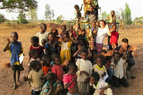 “Hakuna Matata”, l’associazione Oasis di Rezzato e la nuova scuola in Burkina Faso “Hakuna Matata”, l’associazione Oasis di Rezzato e la nuova scuola in Burkina Faso