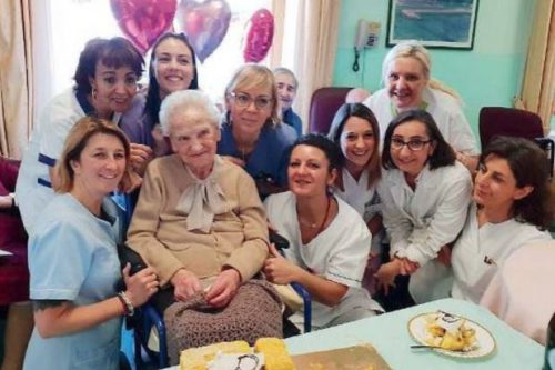 I 107 anni di Maria Gosio Brignani al grido di “Viva la vita!” I 107 anni di Maria Gosio Brignani al grido di “Viva la vita!”
