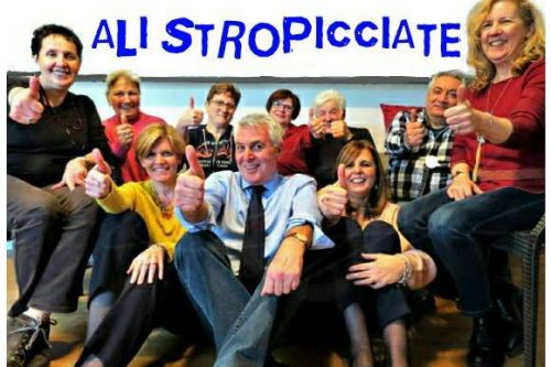 Artisti a sostegno di Ali Stropicciate Artisti a sostegno di Ali Stropicciate