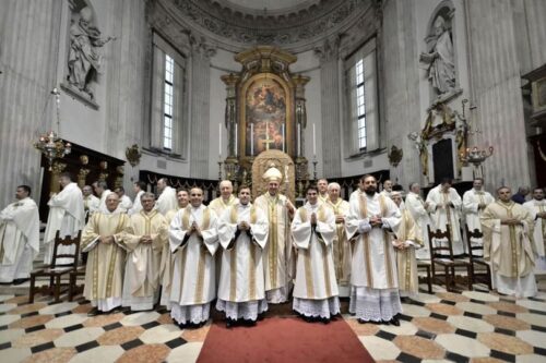 Nicola Mossi e altri Tre Ordinati Sacerdoti: Rezzato Festeggia Nicola Mossi e altri Tre Ordinati Sacerdoti: Rezzato Festeggia