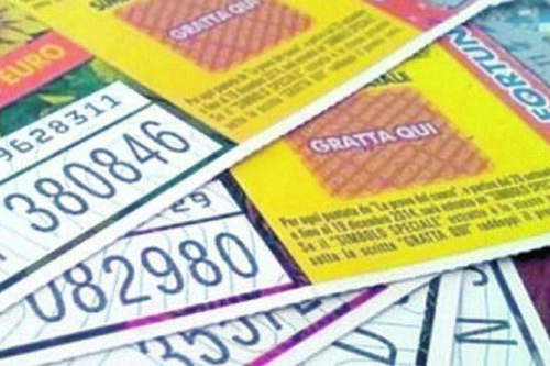 Lotteria Italia: Rezzato festeggia una fortunata vincita! Lotteria Italia: Rezzato festeggia una fortunata vincita!