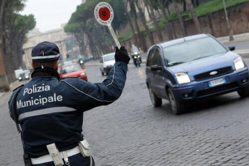 Arrestato a Rezzato l’uomo che circolava con documenti falsi