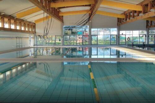 Rezzato: bando provvisorio per riaprire la piscina