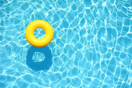 Mazzano, la palestra California regala l’acqua della piscina
