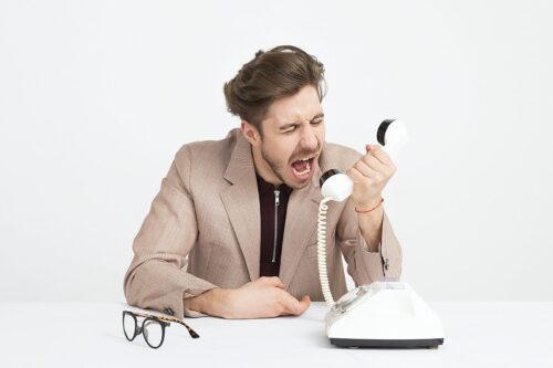 Continue segnalazioni di SCHERZI TELEFONICI: non erano goliardate di un tempo passato?