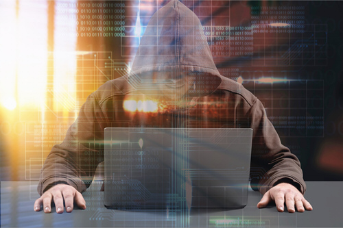 Hacking dei profili social: occhio alle truffe che rubano l’identità digitale