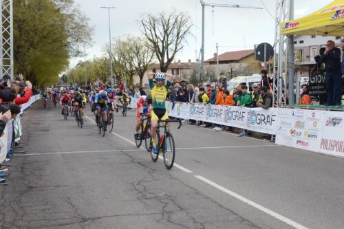 Memorial Nonna Cia: il ciclismo di Mazzano trionfa a Prevalle