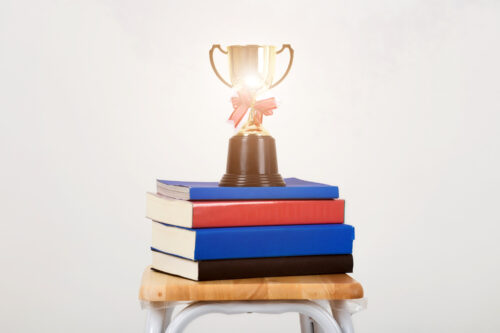 Il talento della mazzanese Elisa Lonati alla Sorbona: premio internazionale per le Lettere e le Scienze Umane