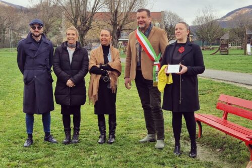 Panchina Rossa a Botticino Sera: un’iniziativa contro la violenza