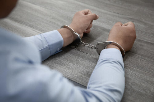 Operazione di sicurezza a Mazzano: smantellata banda criminale e sequestrato vasto arsenale