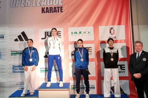 Karate Nakayama da podio: Sofia Palombi regina U14 a Riccione, valanga di medaglie per i master a Taranto